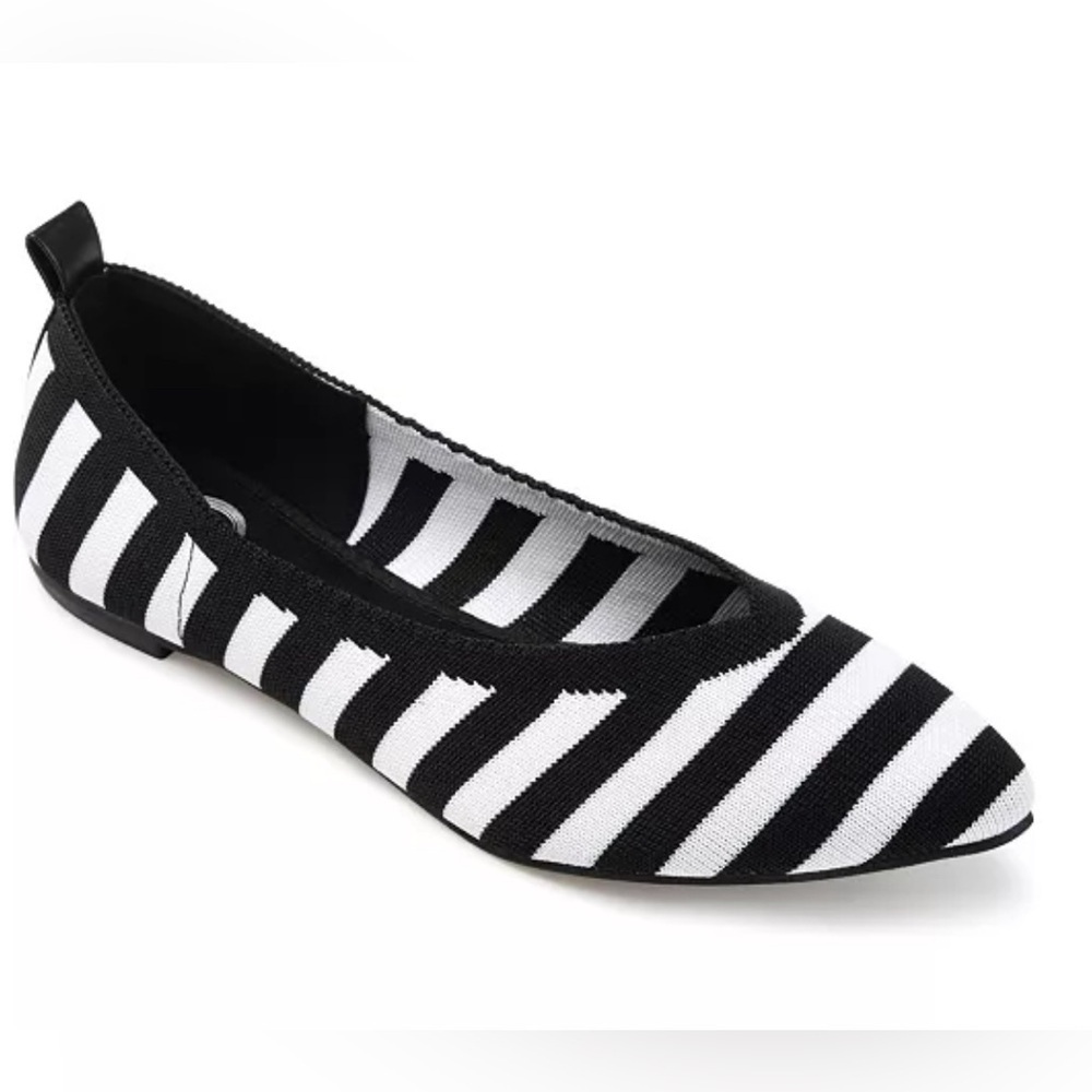 Journee Collection Tayleen Knit Flats White & Black Size 9
